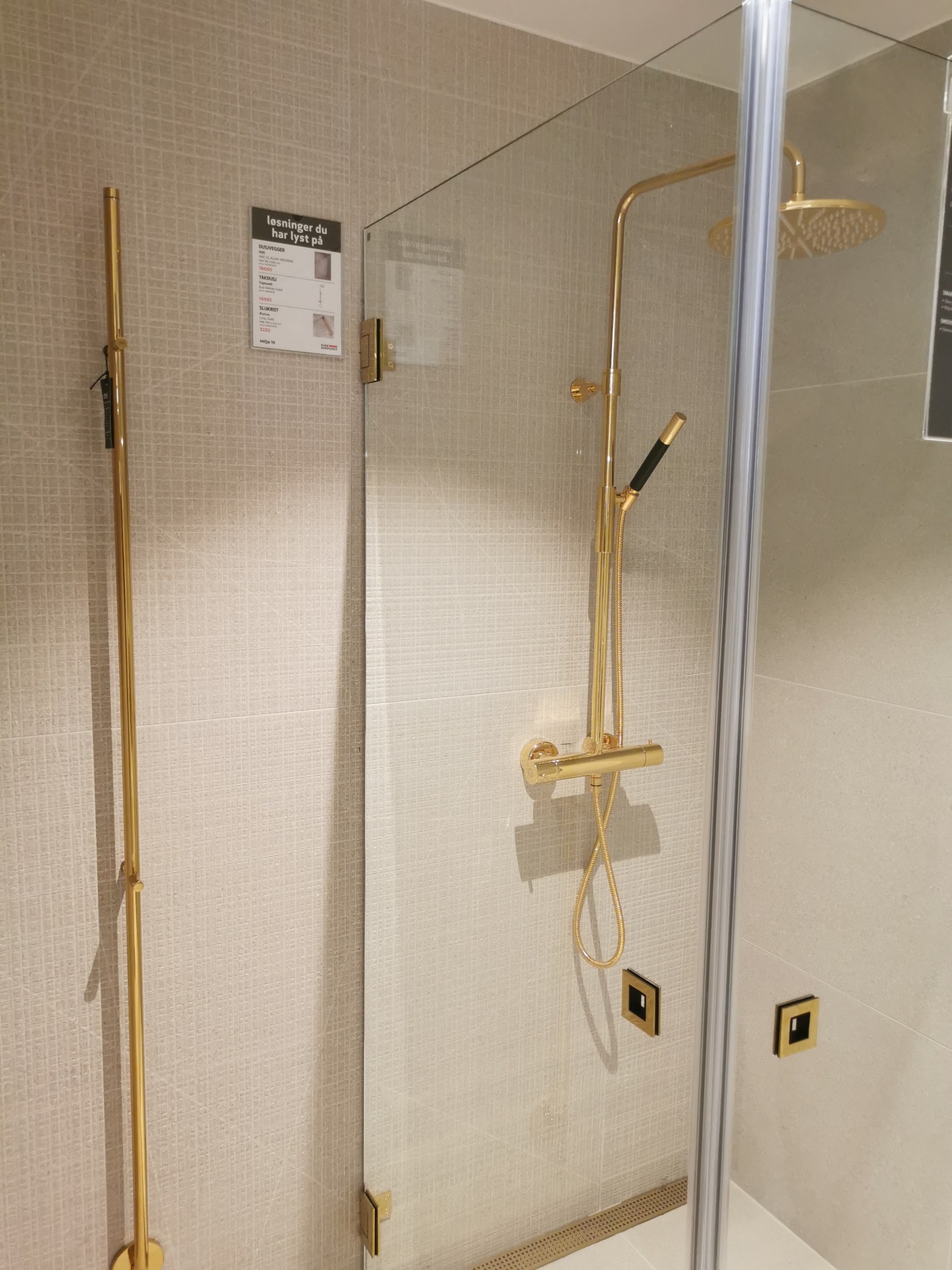 Add a touch of luxury Brass bathroom fixtures